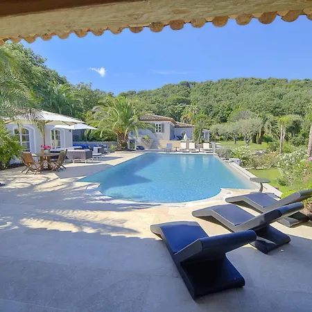 Villa 12 Quests Wonderful In Saint-tropez