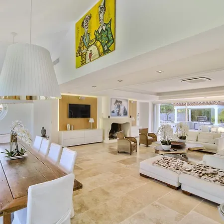Villa 12 Quests Wonderful In Saint-tropez Saint-Tropez